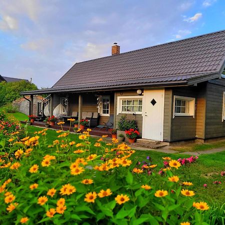Villa Namins Pie Juras Lapmežciems Esterno foto